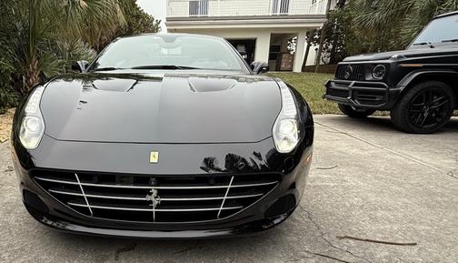 2016 Ferrari California T