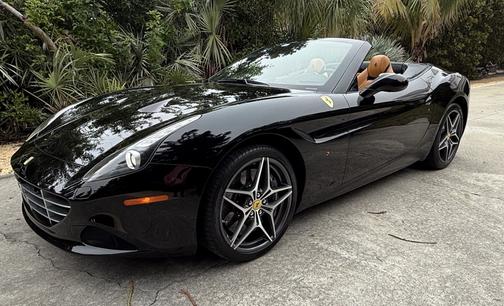 2016 Ferrari California T