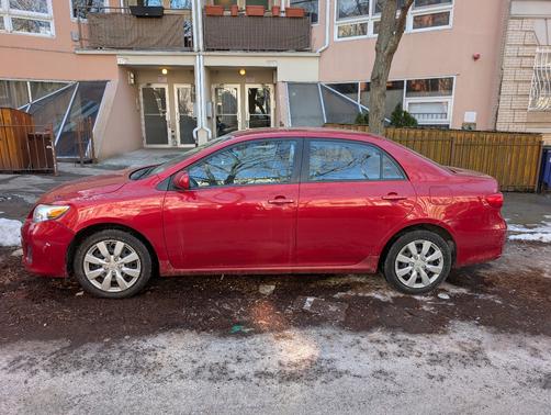 2012 Toyota Corolla LE
