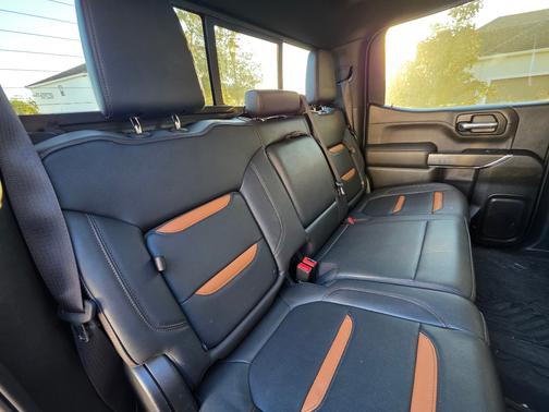 Gray 2022 GMC Sierra 1500 Limited AT4