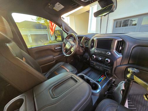 Gray 2022 GMC Sierra 1500 Limited AT4