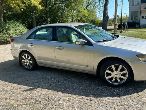 2007 Lincoln MKZ Base
