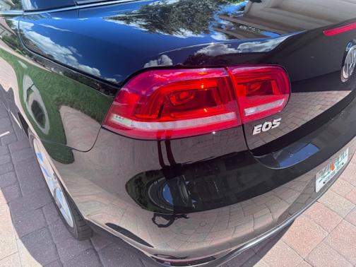 2012 Volkswagen Eos Lux