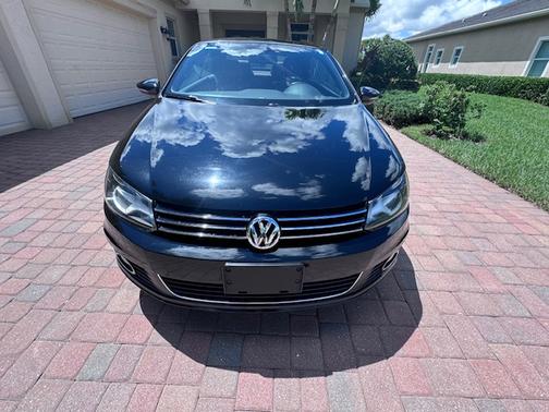 2012 Volkswagen Eos Lux