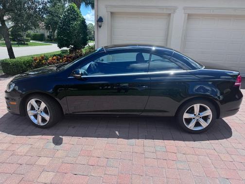 2012 Volkswagen Eos Lux