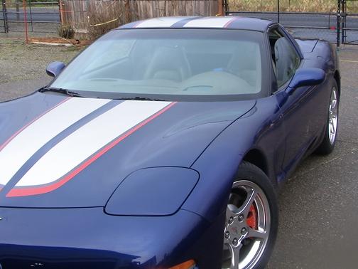 2004 Chevrolet Corvette Base