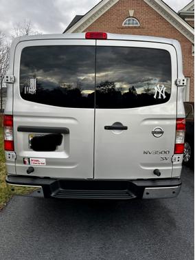 Photo 3 of 10 of 2020 Nissan NV Passenger NV3500 HD SV V6