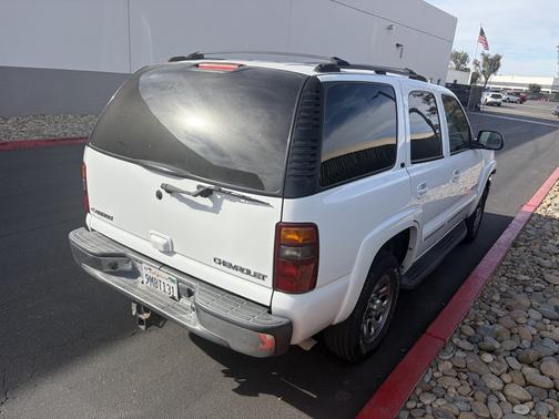 White 2003 Chevrolet Tahoe LT