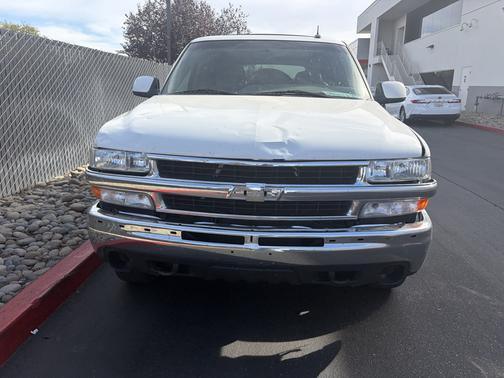 White 2003 Chevrolet Tahoe LT
