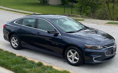 Blue 2016 Chevrolet Malibu LS