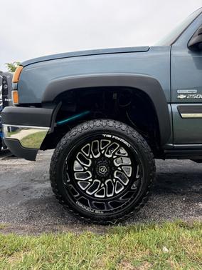 2007 Chevrolet Silverado 2500 LT1 H/D Extended Cab Classic