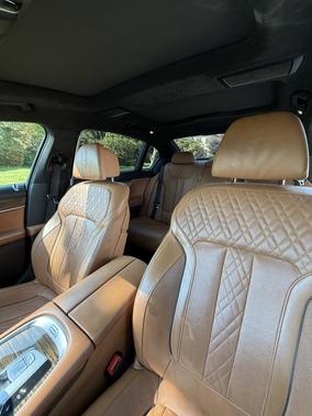 Black 2018 BMW 750 i xDrive