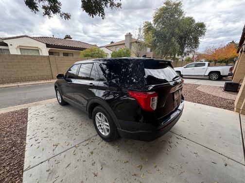 2020 Ford Explorer Base
