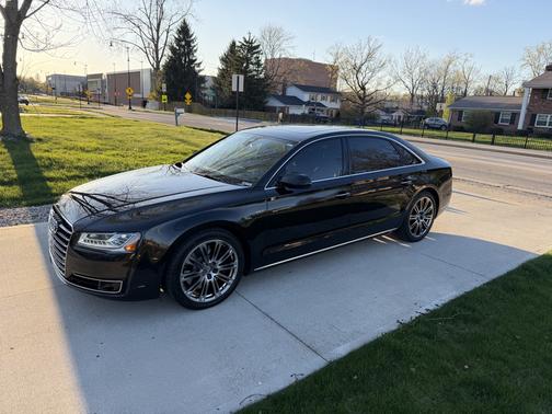 Black 2015 Audi A8 L 4.0T