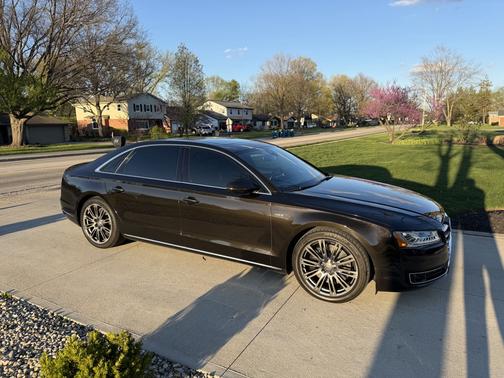 Black 2015 Audi A8 L 4.0T
