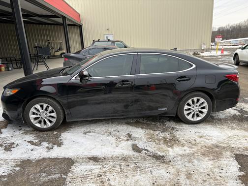 2014 Lexus ES 300h Base