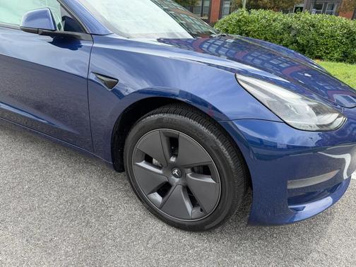 Blue 2023 Tesla Model 3 Base