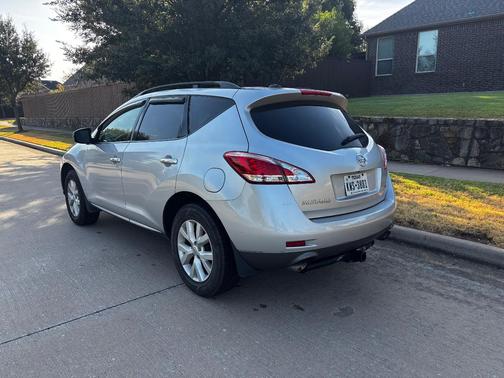 Silver 2011 Nissan Murano SL
