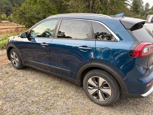 2017 Kia Niro EX