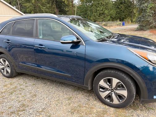 2017 Kia Niro EX