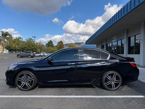 Black 2016 Honda Accord Touring
