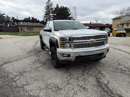 White 2015 Chevrolet Silverado 1500 1LT