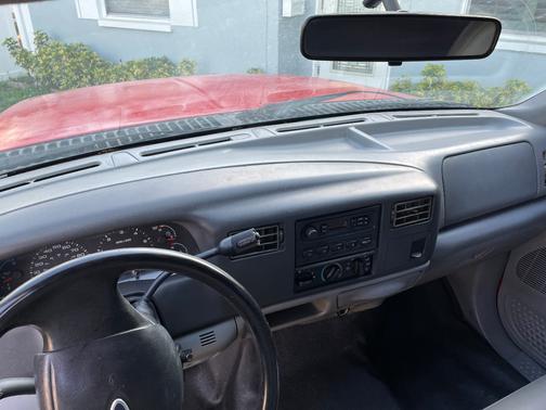 2003 Ford F-250 XL Crew Cab Super Duty