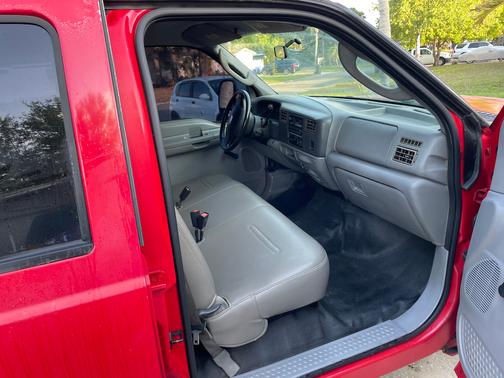 2003 Ford F-250 XL Crew Cab Super Duty