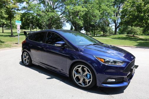 2017 Ford Focus ST Base