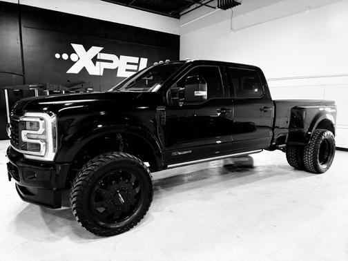 Black 2025 Ford F-450 XLT