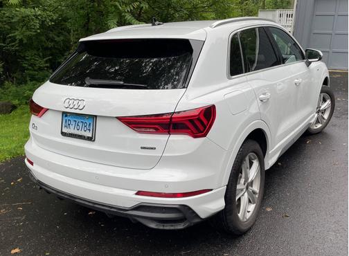 2024 Audi Q3 45 S line Premium
