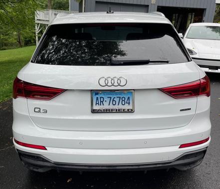 2024 Audi Q3 45 S line Premium