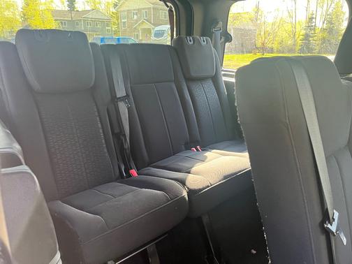 Gray 2015 Ford Expedition XLT
