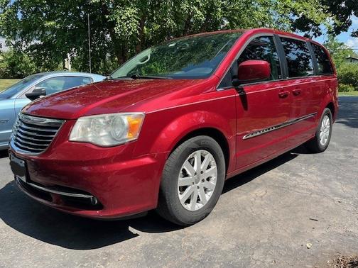 2013 Chrysler Town & Country Touring