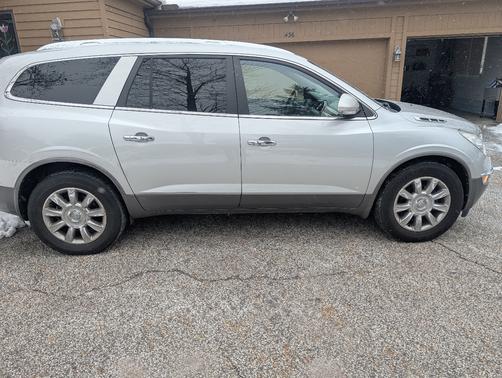 2011 Buick Enclave 2XL