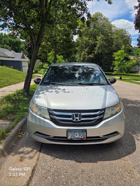 Silver 2014 Honda Odyssey LX