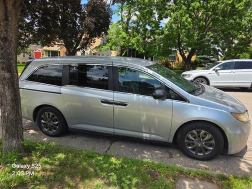 Silver 2014 Honda Odyssey LX