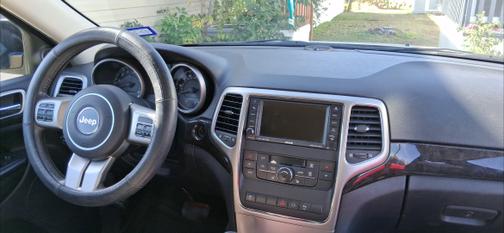 2011 Jeep Grand Cherokee Laredo