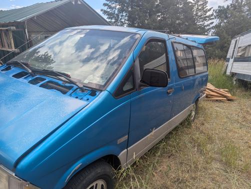 1996 Ford Aerostar XLT