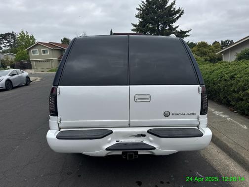 2000 Cadillac Escalade 4WD