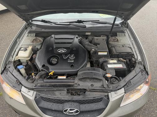 Gray 2008 Hyundai SONATA GLS