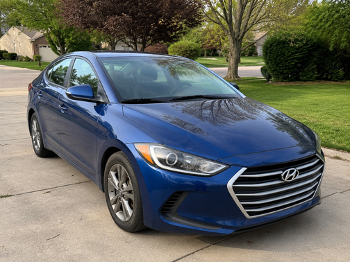 Blue 2018 Hyundai ELANTRA SEL