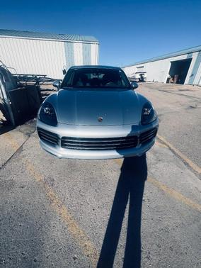 Silver 2023 Porsche Cayenne Cayenne