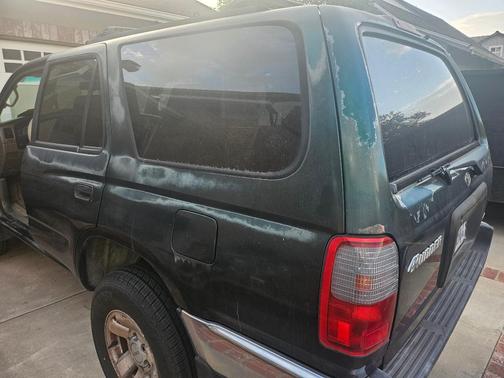 Green 1999 Toyota 4Runner Base