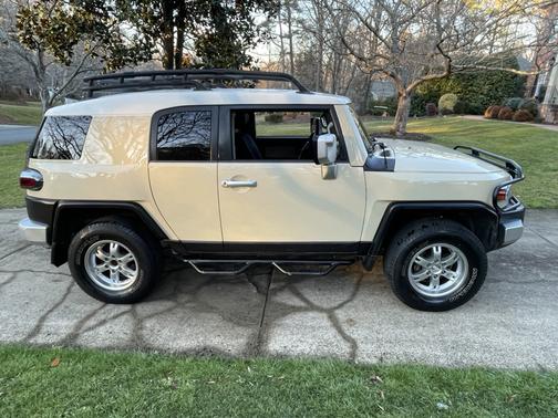 2008 Toyota FJ Cruiser Base