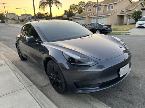 2023 Tesla Model 3 Base