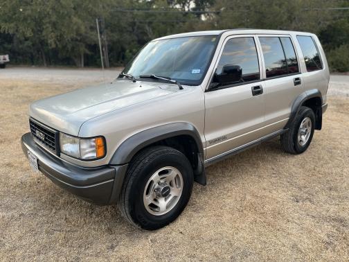 1996 Isuzu Trooper LS