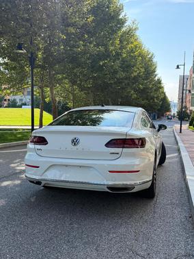 White 2019 Volkswagen Arteon 2.0T SEL