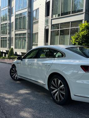 White 2019 Volkswagen Arteon 2.0T SEL