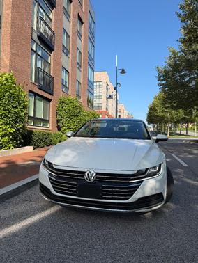 White 2019 Volkswagen Arteon 2.0T SEL
